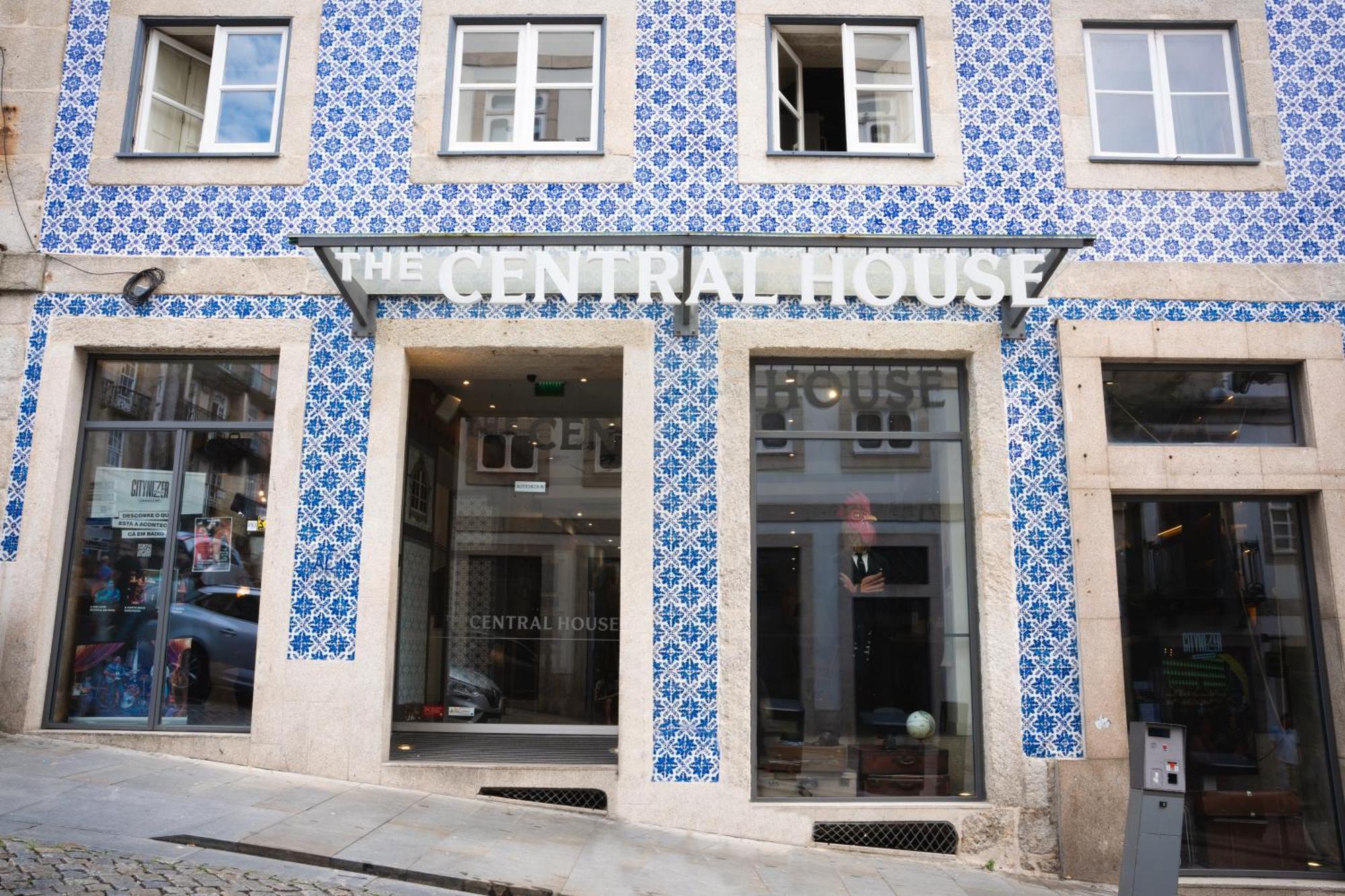The House Ribeira Ostello